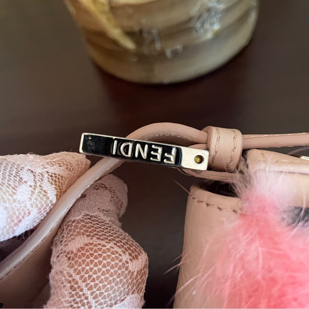 🦋Sold🦋 SOLD Fendi Baguette Pink Shoulder Bag - Picture 8 of 14